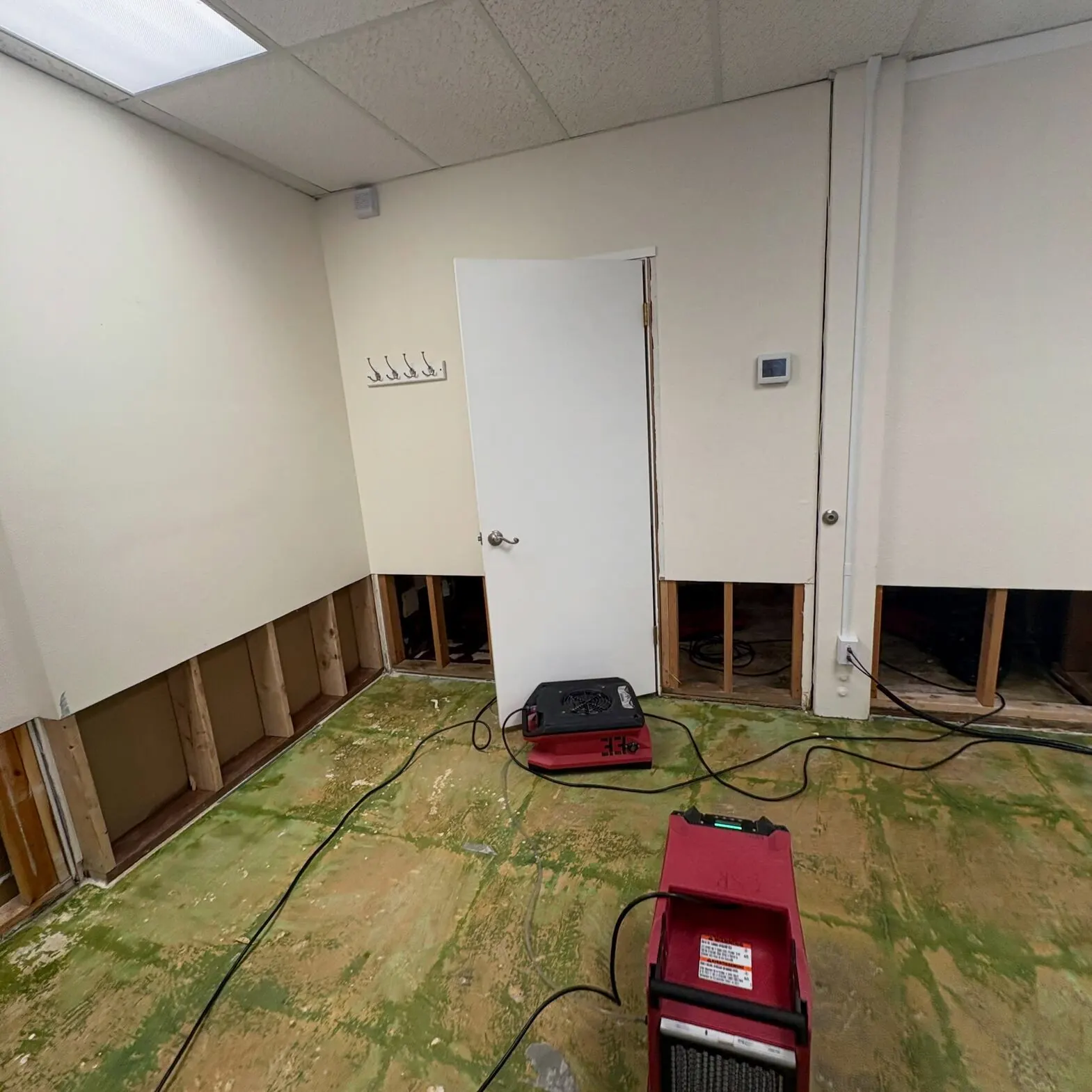 Office Suite Flood Cut & Drying — North Austin