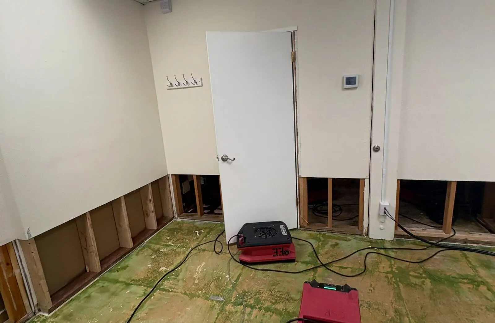 Office Suite Flood Cut & Drying — North Austin